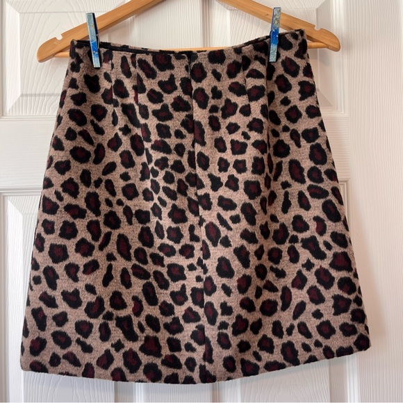 Anne Taylor Lined Petite Cheetah Skirt - Picture 2 of 5